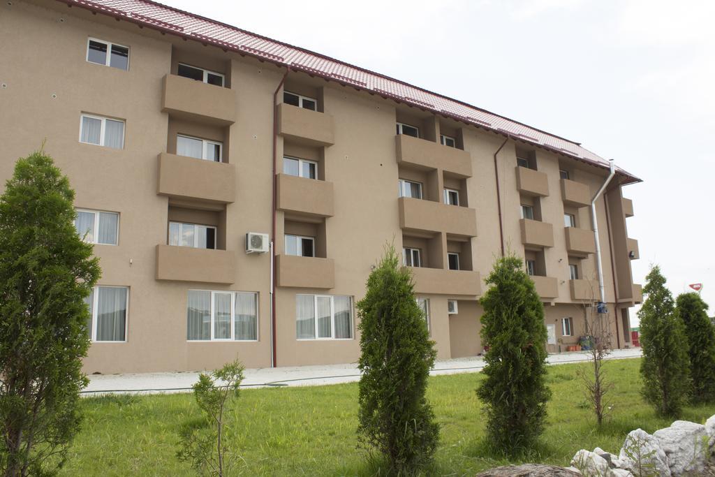 Pensiunea Vidcom Floresti  Exterior photo